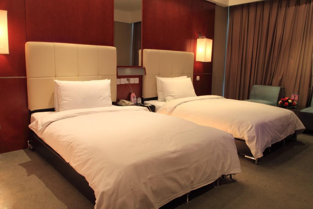 Khách sạn Shen Zhou International 4*